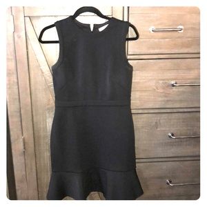 LOFT Petite 4P little black dress